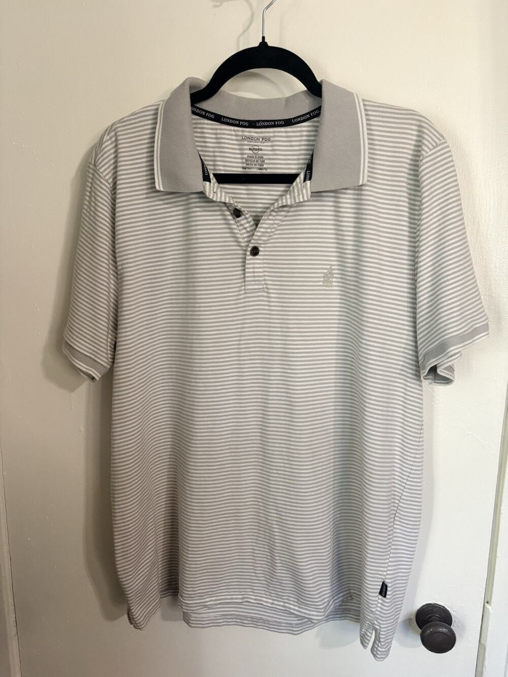 London Fog Collection Men's XL Gray White Striped Polo Shirt Short Sleeve